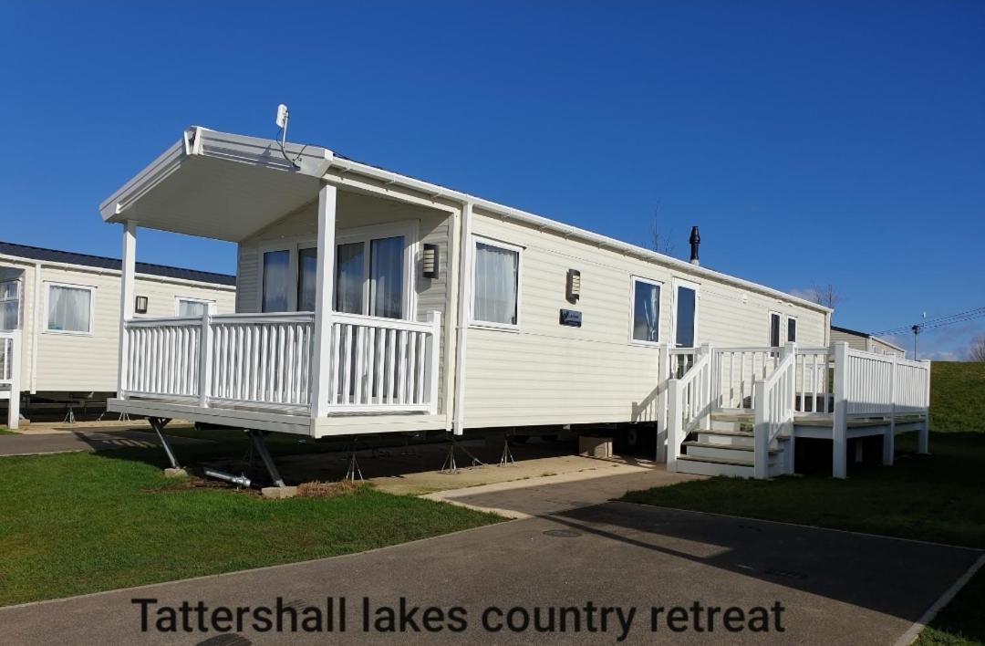 Villa Tattersall Lakes Country Retreat à Dogdyke Extérieur photo